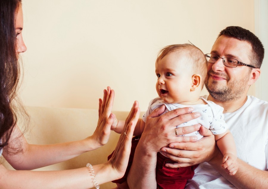 Quels retours ont les parents qui ont adopté la communication gestuelle pour leur bébé ?